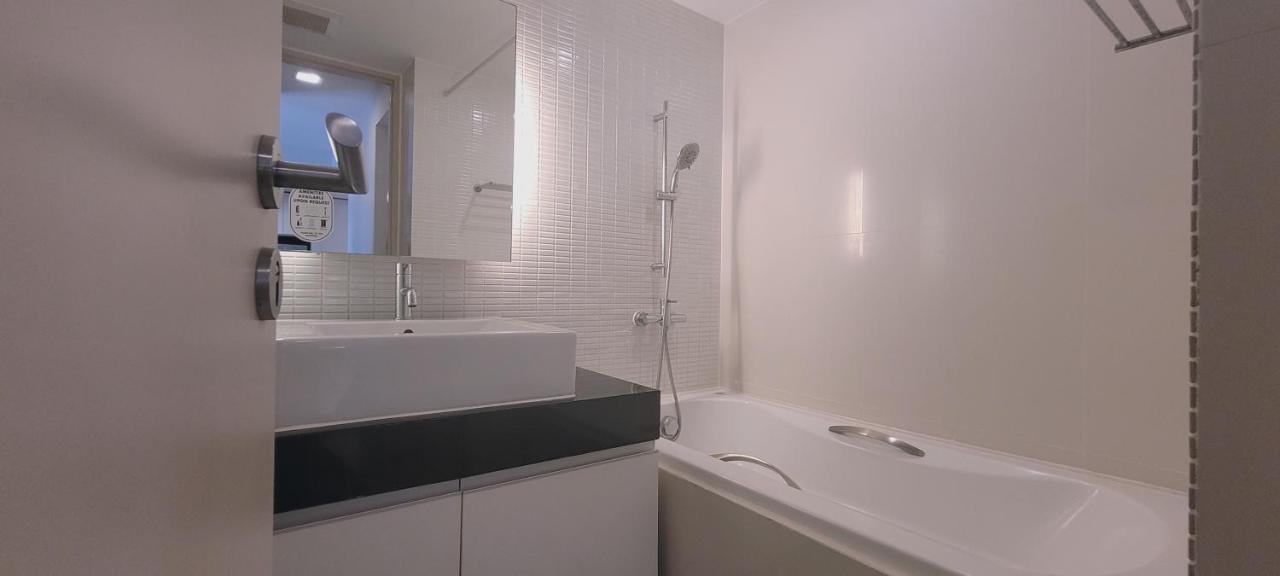 Twenty Three Residence バンコク都 エクステリア 写真